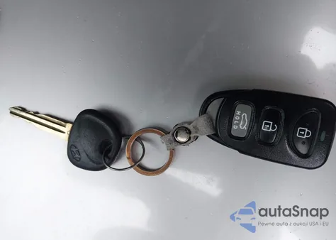 2017 Hyundai Elantra Se из США, поврежденный, VIN 5NPD84LF8HH029570